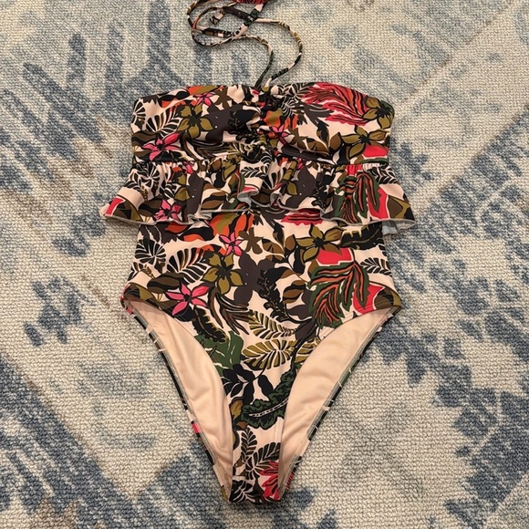 Hutch Mona One Piece Swim Resort 2025 Small NWOT - Picture 3 of 6